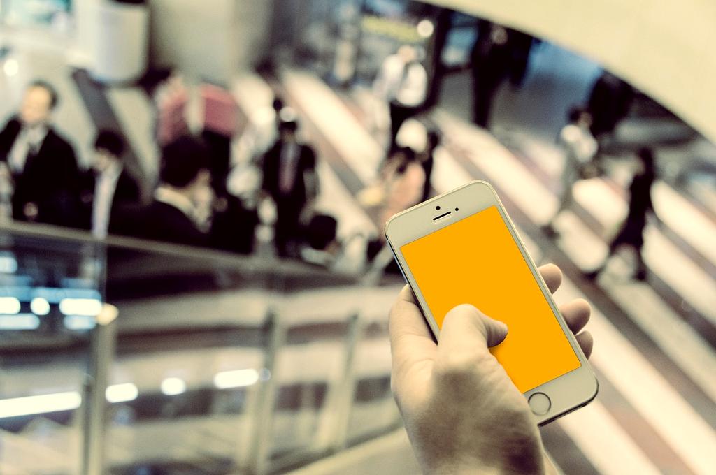 Healthcare provider improved patient communication with AI email solutions